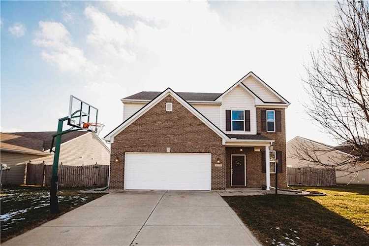 5221 Bombay Dr Indianapolis, IN 46239