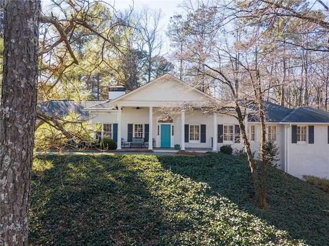 4588 Tall Pines Dr NW Atlanta, GA 30327
