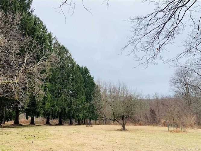 283 Old Toll Road Madison, CT 06443