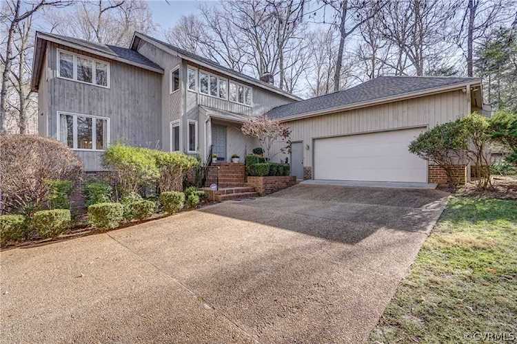 3611 Lansdowne Rd Midlothian, VA 23113