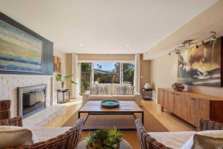 63 Porto Bello Drive San Rafael, CA 94901