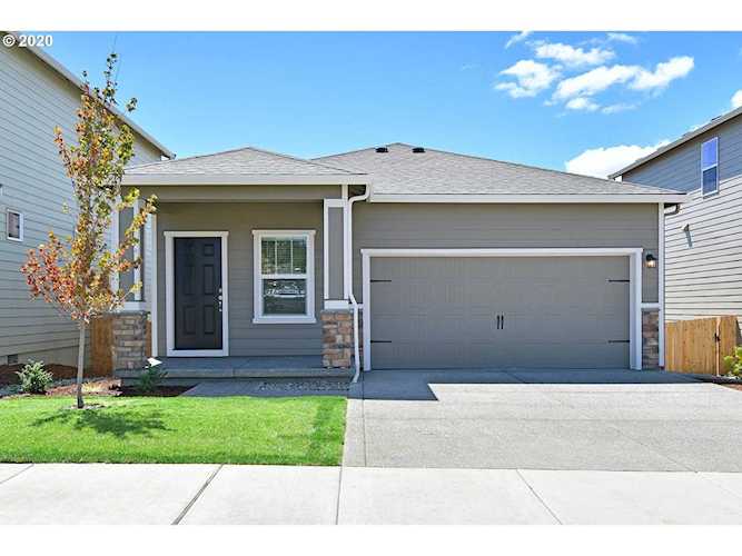 1308 W 15th Ave La Center, WA 98629