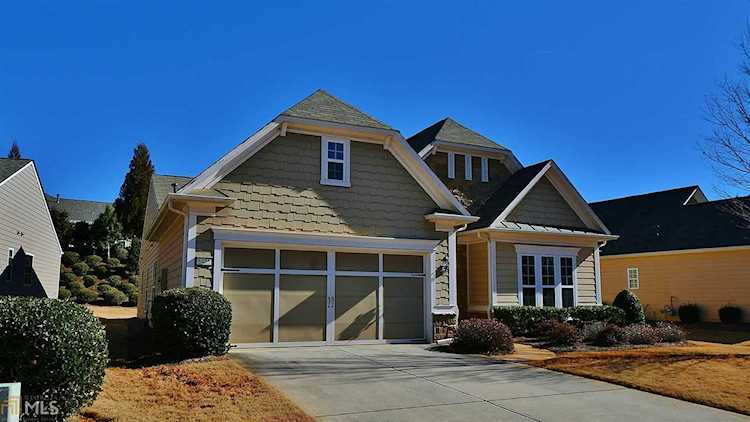 6455 Autumn Crest Ln Hoschton, GA 30548