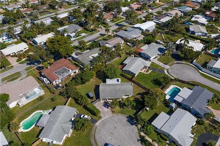 1694 SE 8th Ter Deerfield Beach, FL 33441