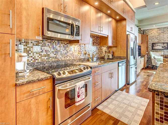 415 Saint Pauls Blvd #504 Norfolk, VA 23510