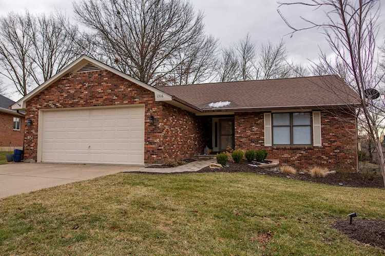1316 Weaver DR Columbia, MO 65203