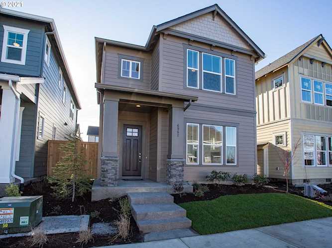 6942 SE Genrosa St Hillsboro, OR 97123
