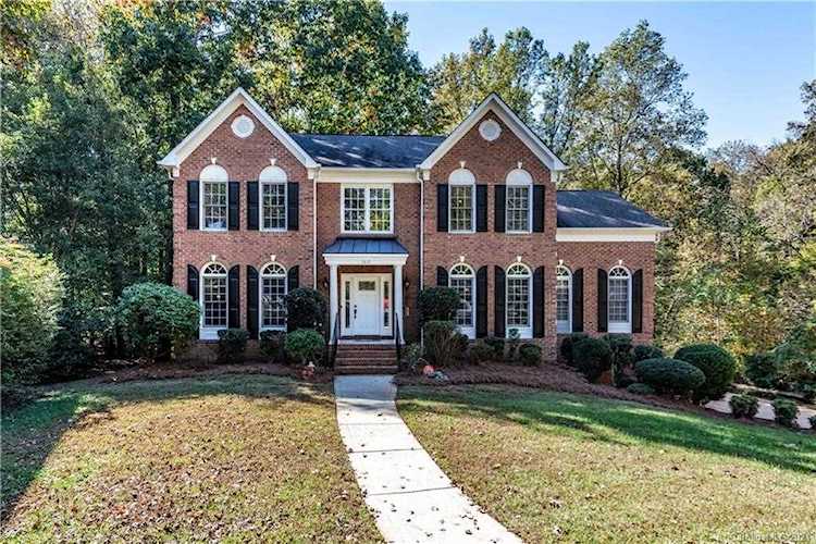 1617 Home Place Matthews, NC 28105