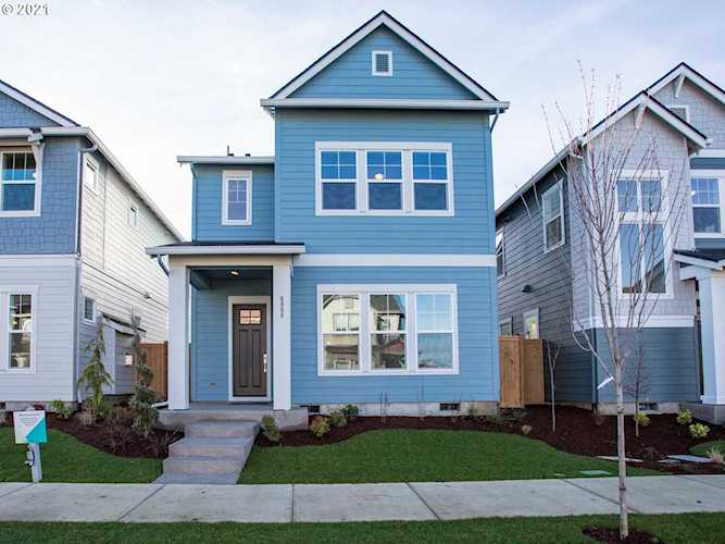 6988 SE Genrosa Hillsboro, OR 97124