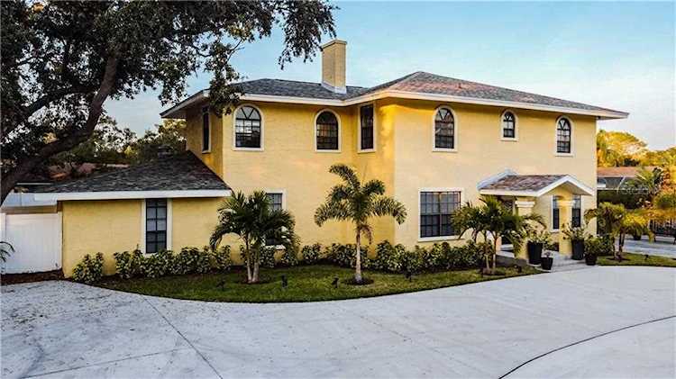 1679 Tampa Rd Palm Harbor, FL 34683