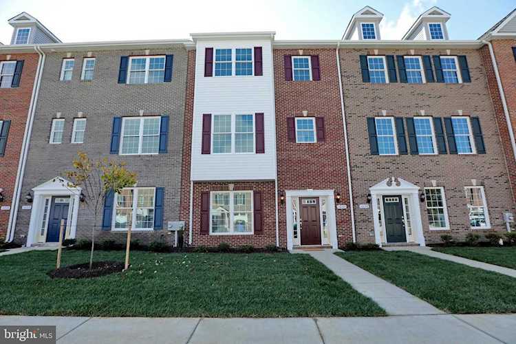 999 Rye La Plata, MD 20646