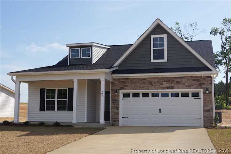 304 Manning Dr Sanford, NC 27332