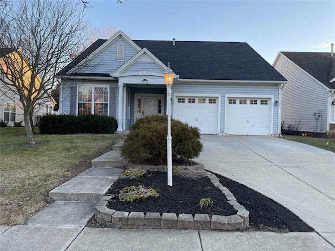 10372 Glenn Abbey Ln Fishers, IN 46037