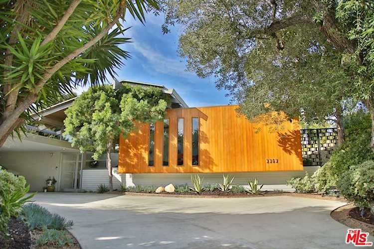 3363 Barbydell Drive Los Angeles, CA 90064