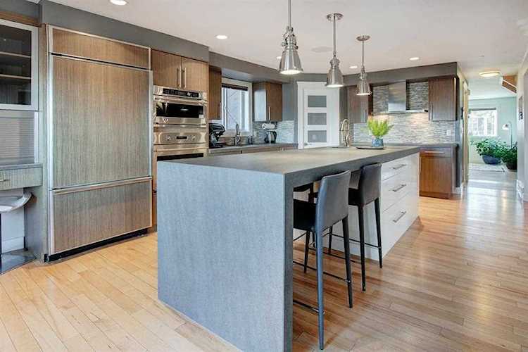 1432 Child Ave NE Calgary, AB T2E 5E2