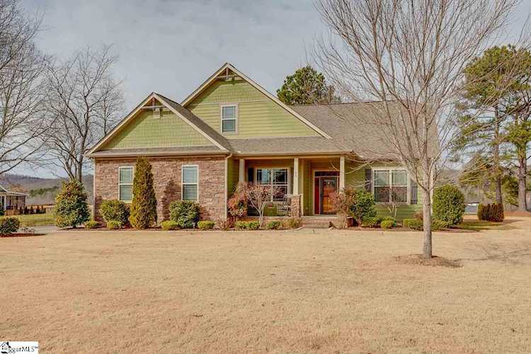40 Laurelcrest Ln Travelers Rest, SC 29690