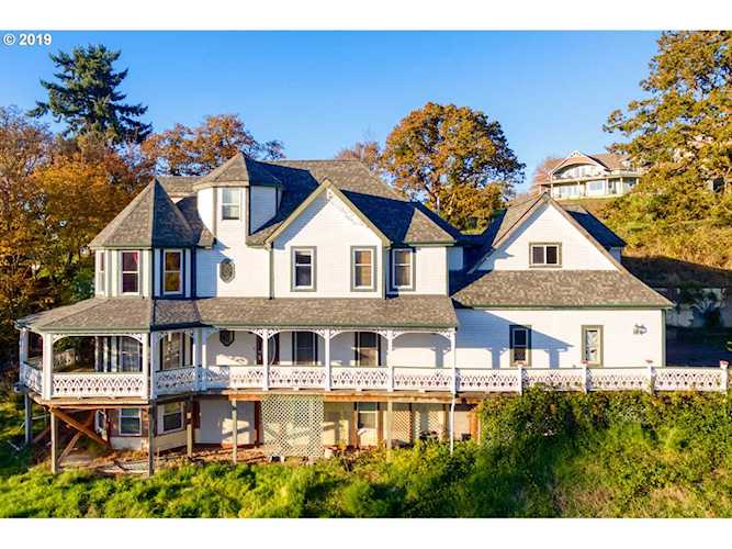 Vancouver Washington Camas Ridgefield Washougal Portland Oregon homes condos townhome townhouse riverfront lacamas Photo 1