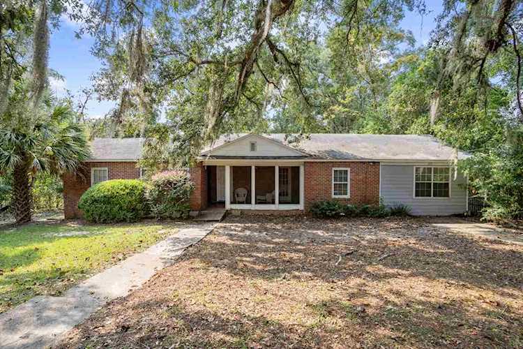 226 Valencia Dr Tallahassee, FL 32304
