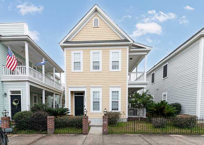 318 White Gables Dr Summerville, SC 29483