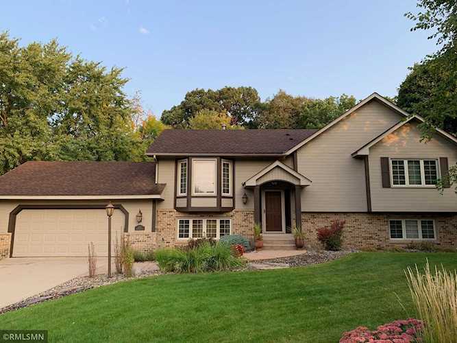 1500 Rushmore Drive Burnsville, MN 55306