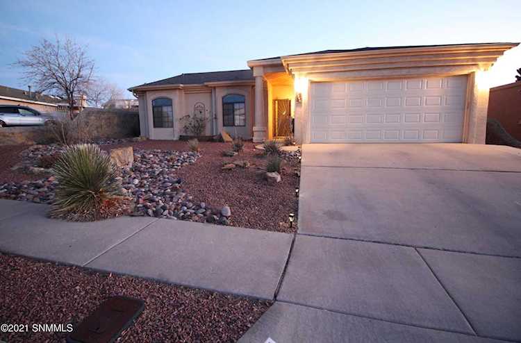 4540 Pinnacle View Dr Las Cruces, NM 88011