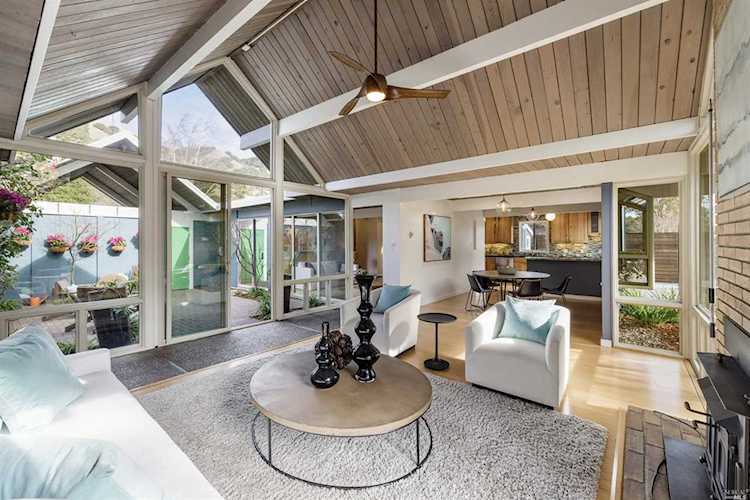 33 Mount Foraker Drive San Rafael, CA 94903