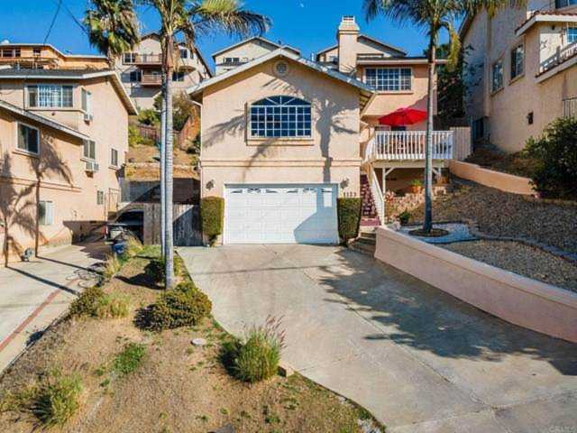 1123 La Mesa Avenue Spring Valley, CA 91977