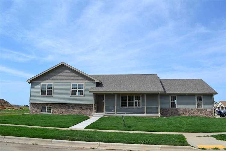 7805 Bluestem Tr Deforest, WI 53704