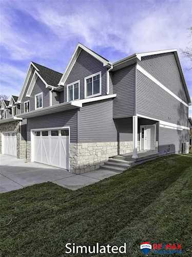 1842 Titan Place Hickman, NE 68372