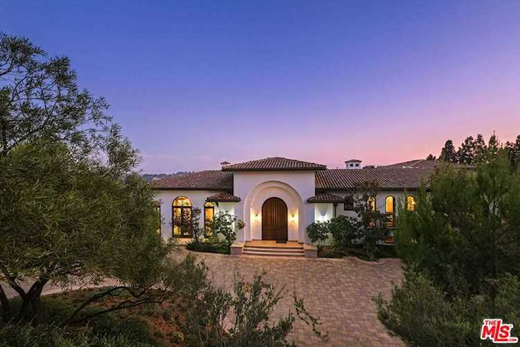 13870 Mulholland Drive Beverly Hills, CA 90210