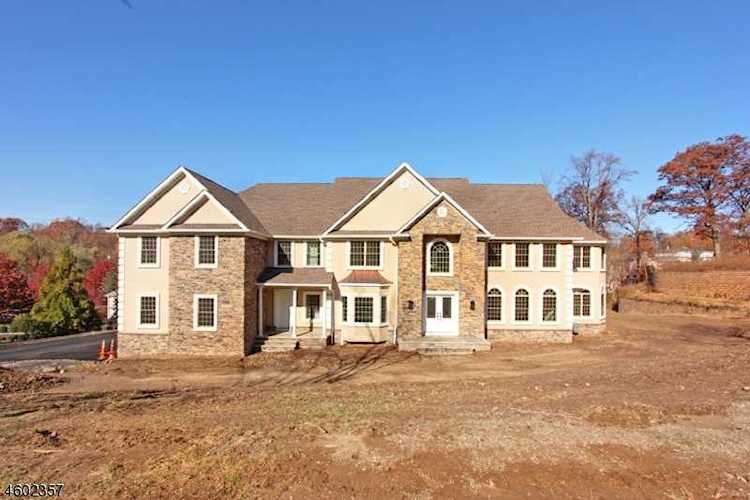 69 Eileen Dr Cedar Grove Twp., NJ 07009