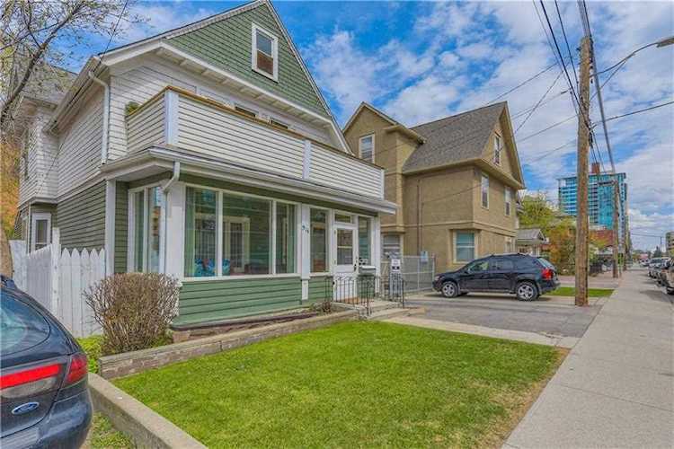 314 15 Ave SW Calgary, AB T2R 0P8