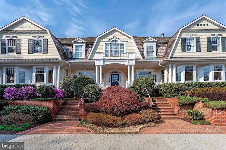 1144 Langley Ln Mclean, VA 22101