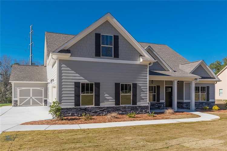 2301 Rabbit Farm Circle Loganville, GA 30052