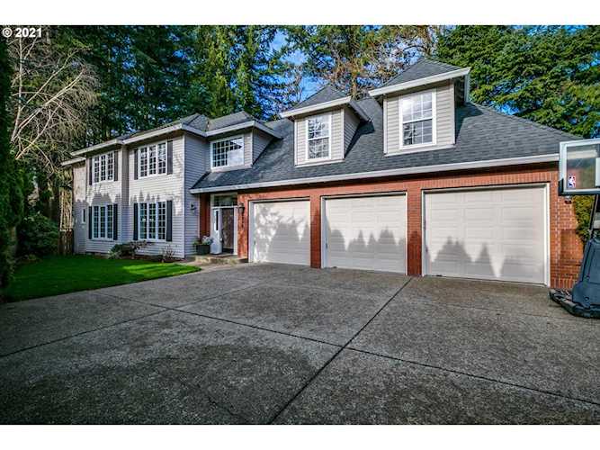2290 Michael Dr West Linn, OR 97068