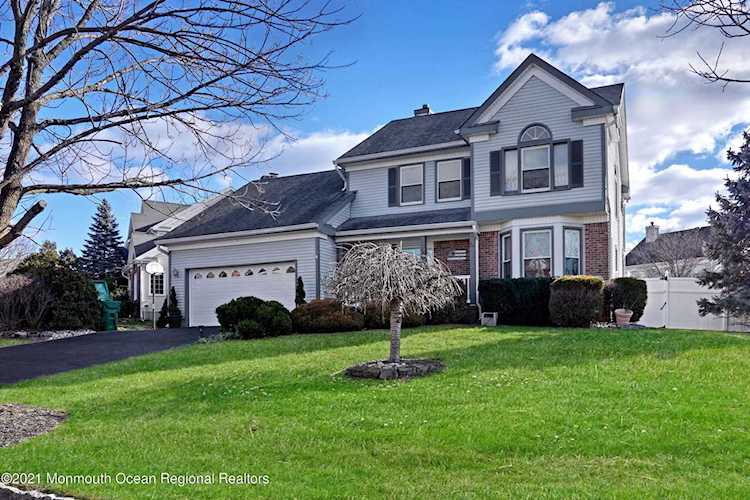 4 Cardinal Ct Old Bridge, NJ 08857