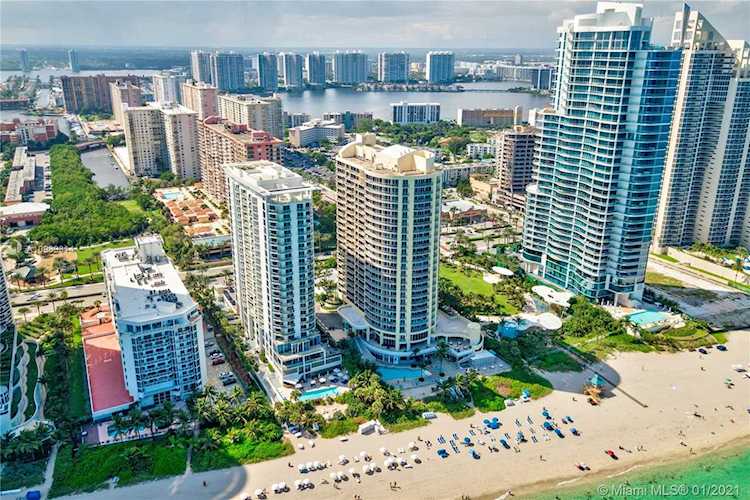 17315 Collins Av #1706 Sunny Isles Beach, FL 33160