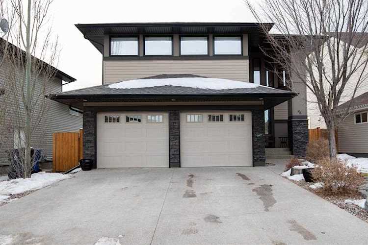 96 W Firelight Way Lethbridge, AB T1J 4B2