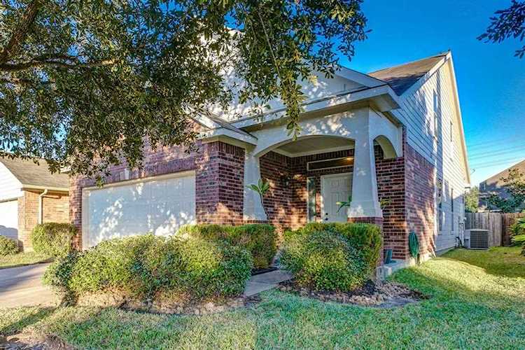 7414 Legacy Pines Dr Cypress, TX 77433