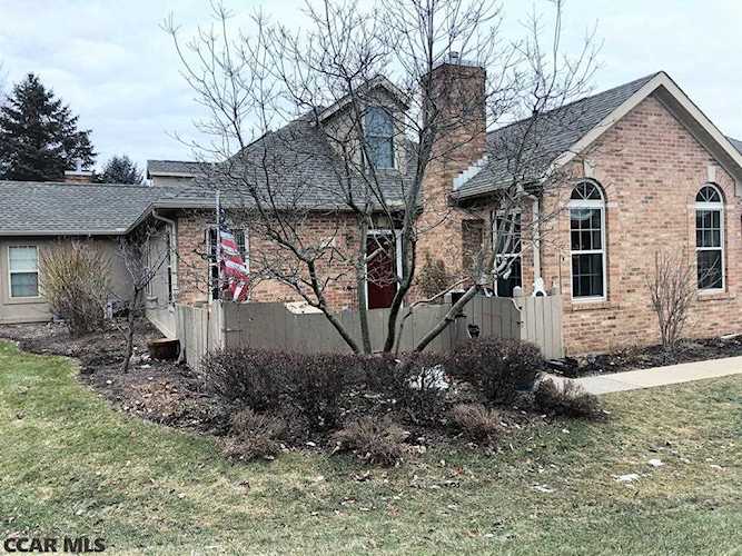 935 Hart Circle State College, PA 16801 | condo for sale | KBB Photo 1