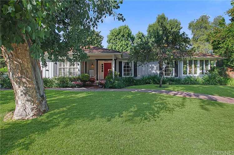 4332 Shepherds Lane La Canada Flintridge, CA 91011