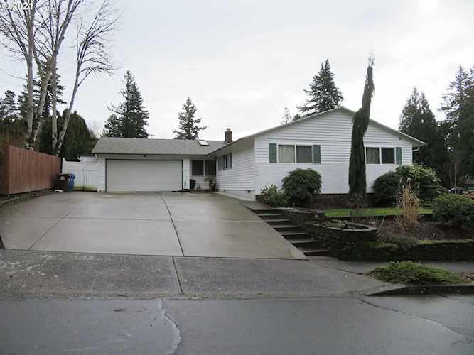 3672 NE 3rd St Gresham, OR 97030