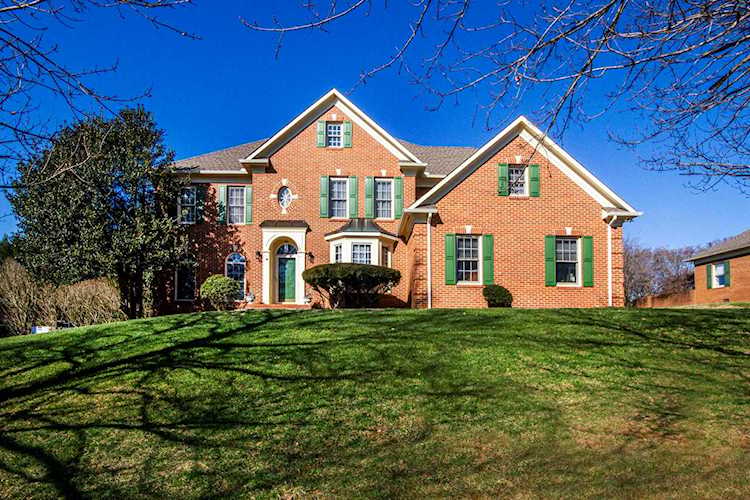 8833 Rosemont Blvd Knoxville, TN 37923