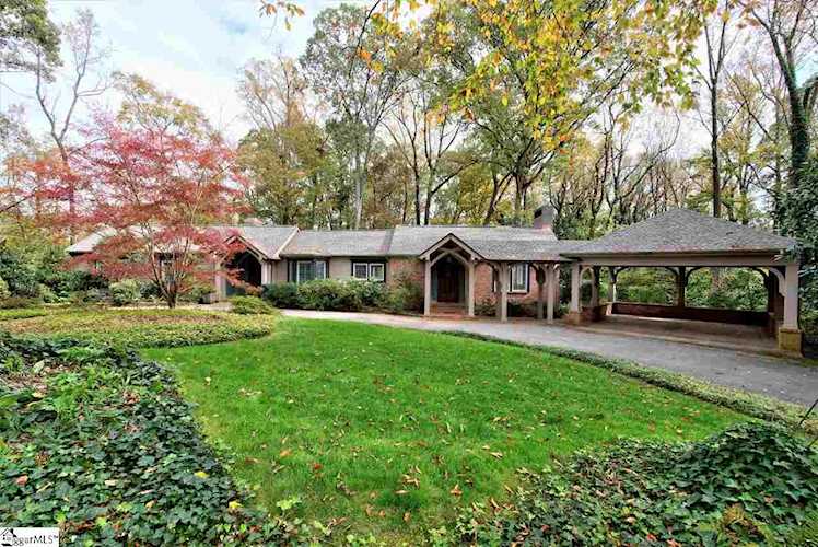 359 Riverside Dr Greenville, SC 29605