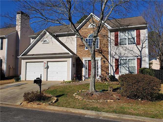 2370 Winthrope Way Dr Alpharetta, GA 30009