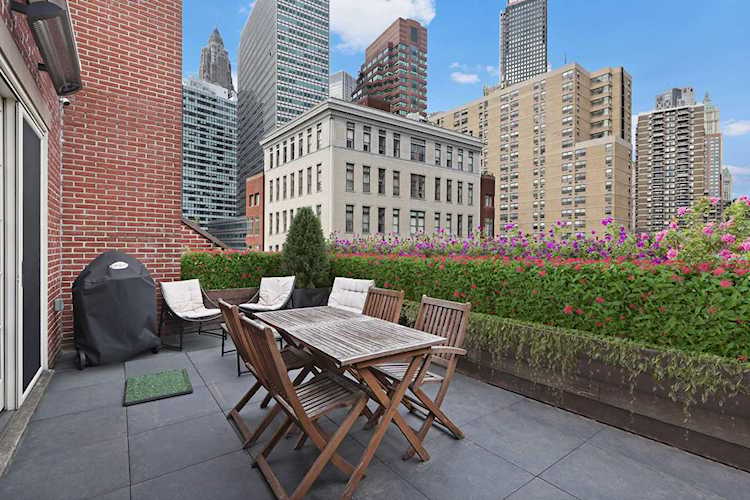 130 Beekman St #5-A New York, NY 10038