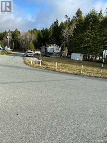 251 Frigate Bamfield, BC V0R1B0