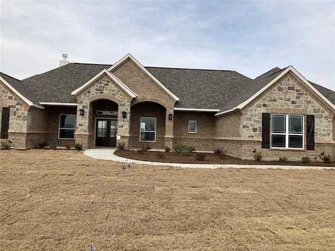 7081 Veal Station Weatherford TX Elevate Realty Group Weatherford