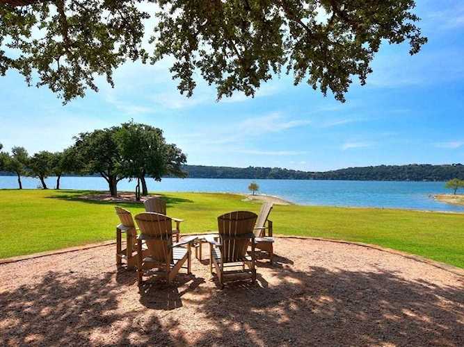 2113 Barbaro WAY #8 Spicewood, TX 78669