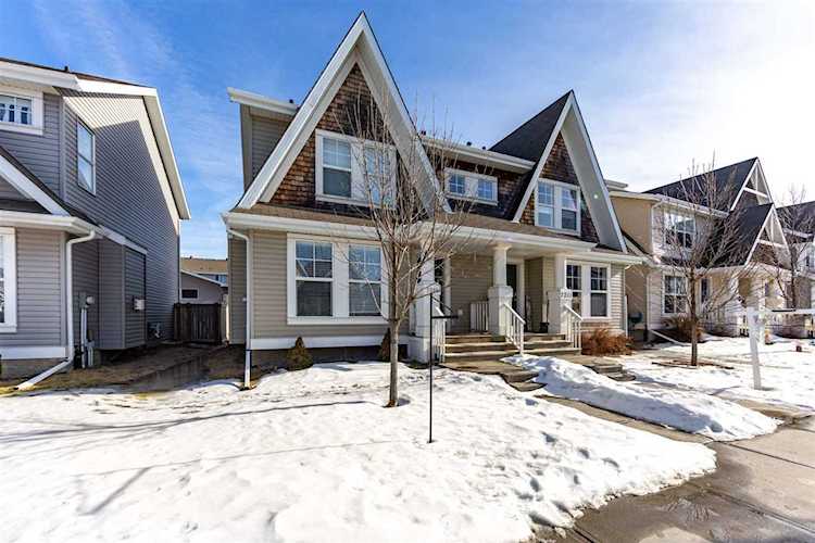 7209 21 Avenue Edmonton, AB T6X 0L6